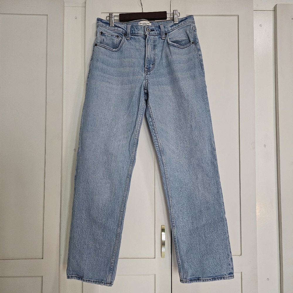 Abercrombie The Straight Jeans